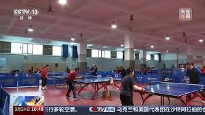 win·必赢(中国)唯一官方网站 淡雅秋意！霜满草坪绿化带两侧，日落西山如画般迷人